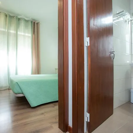 Domus Отель Коимбра